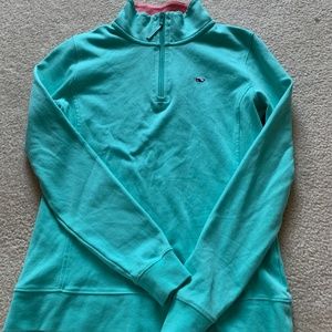 Vineyard vines half zip up